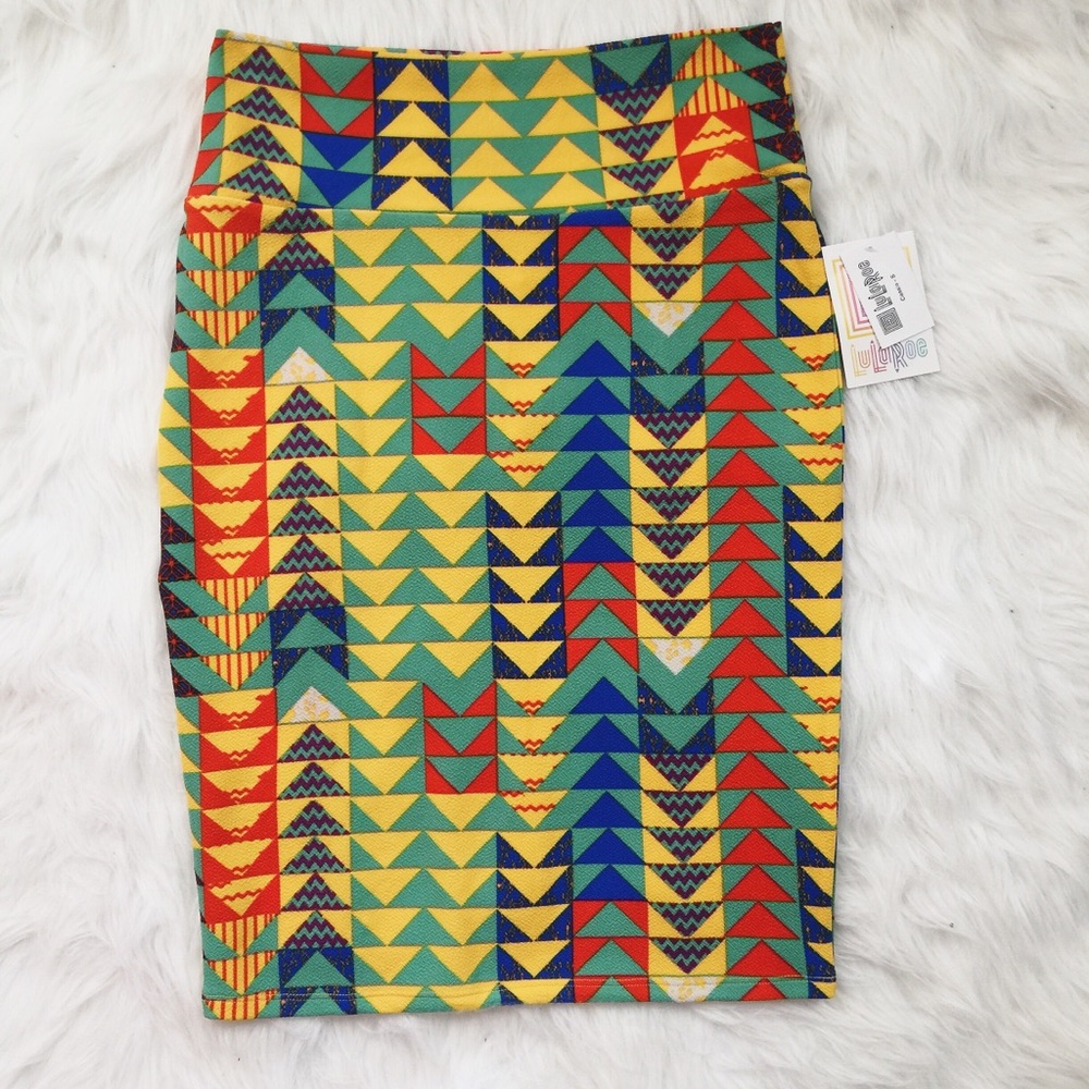 NWT LuLaRoe small Cassie pencil skirt